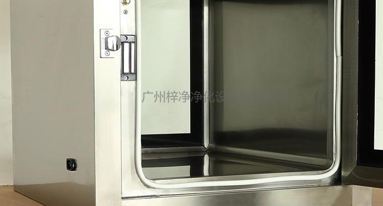 內嵌式傳遞窗設有電磁互鎖 內嵌式傳遞窗